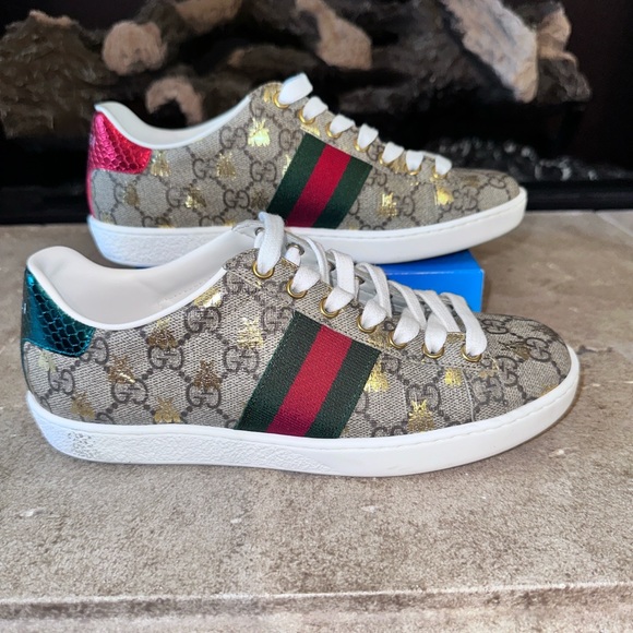 Authentic GUCCI Ace Supreme Sneakers with Bees - Size 7 (US) - Picture 6 of 11